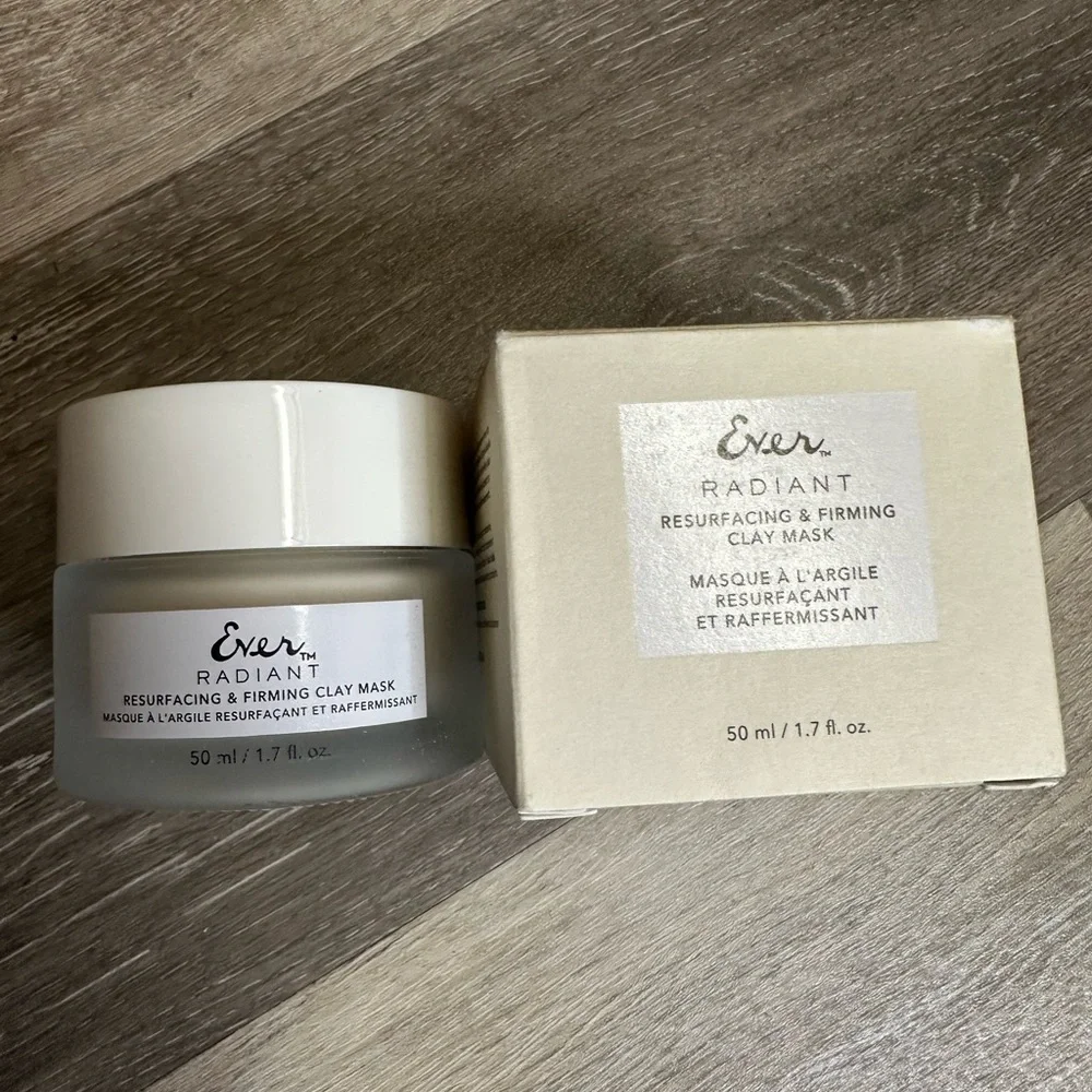 Ever Radiant Resurfacing & Firming Clay Mask. New in Box.
